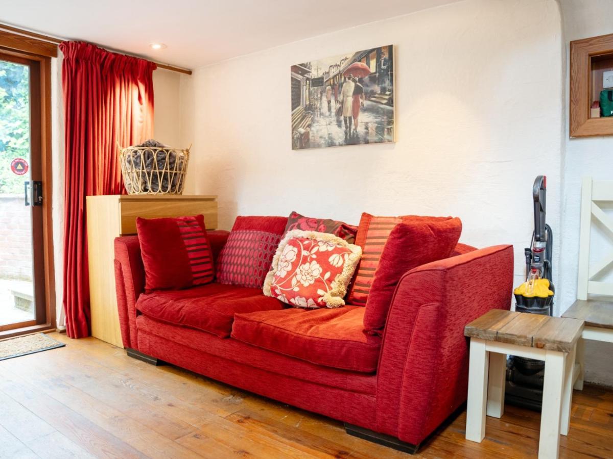 2 Bedroom Characterful Semi-Detached House, Enviably Located With Balcony And Terrace 圣安德鲁斯 外观 照片